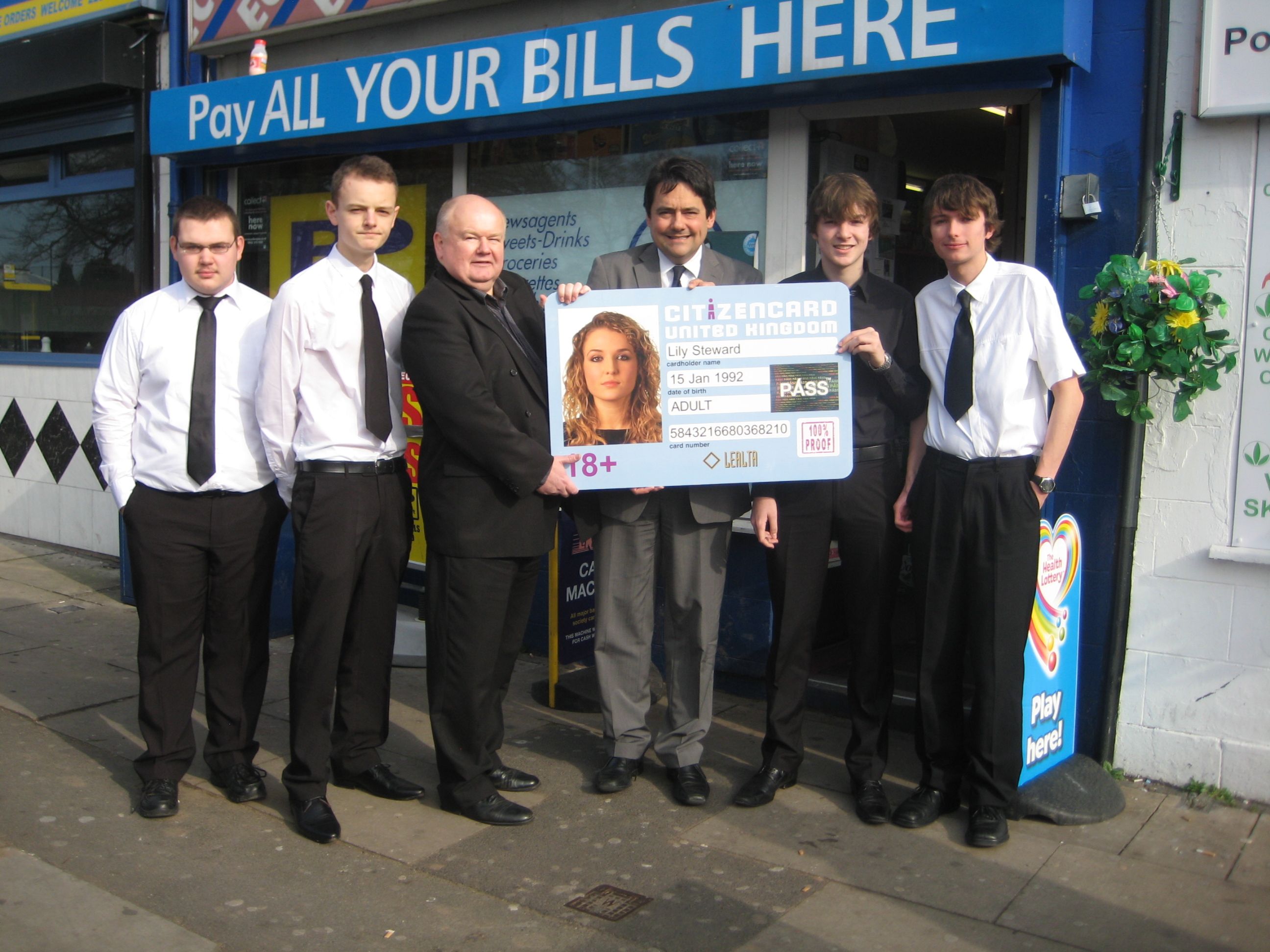 Stephen Twigg MP and students - CitizenCard launch in Liverpool, West Derby